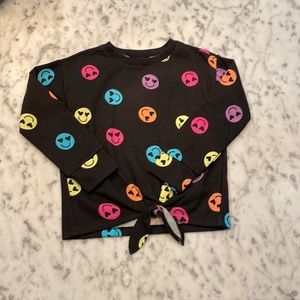 Gently Used The Children’s Place happy face sweatshirt Size XS (4)